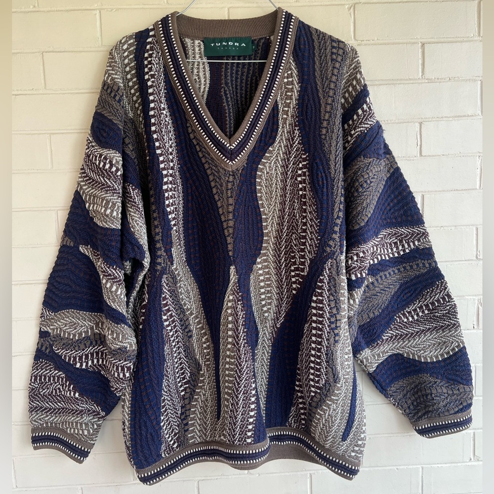 Vintage Tundra Canada 90’s Coogi Style 3D Knit Sweater